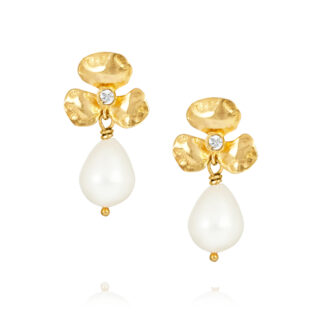 Yellow Gold Summer Pearl Clover Clip-On Earrings