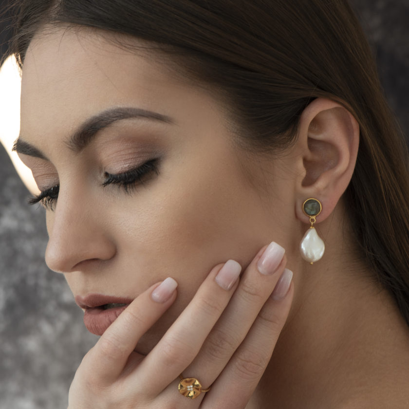 Labradorite organic pearl earrings
