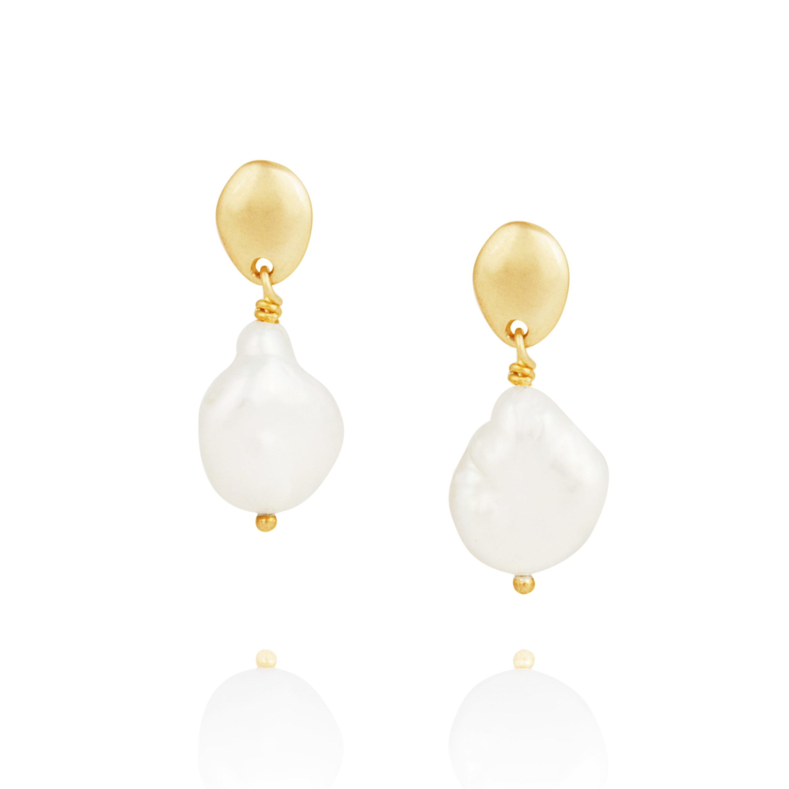 9ct Yellow Gold Freshwater Pearl Drop Earrings
